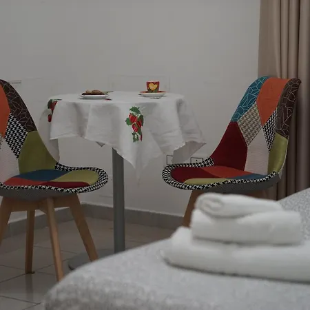 Frühstückspension La Vie En Rose 4*