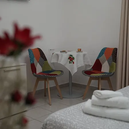 Frühstückspension La Vie En Rose Salerno