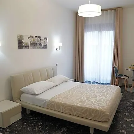 玫瑰生活住宿加早餐旅馆 住宿加早餐酒店 4*