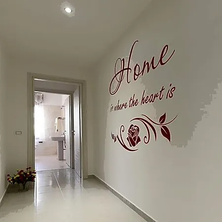 La Vie En Rose Bed & Breakfast 4*